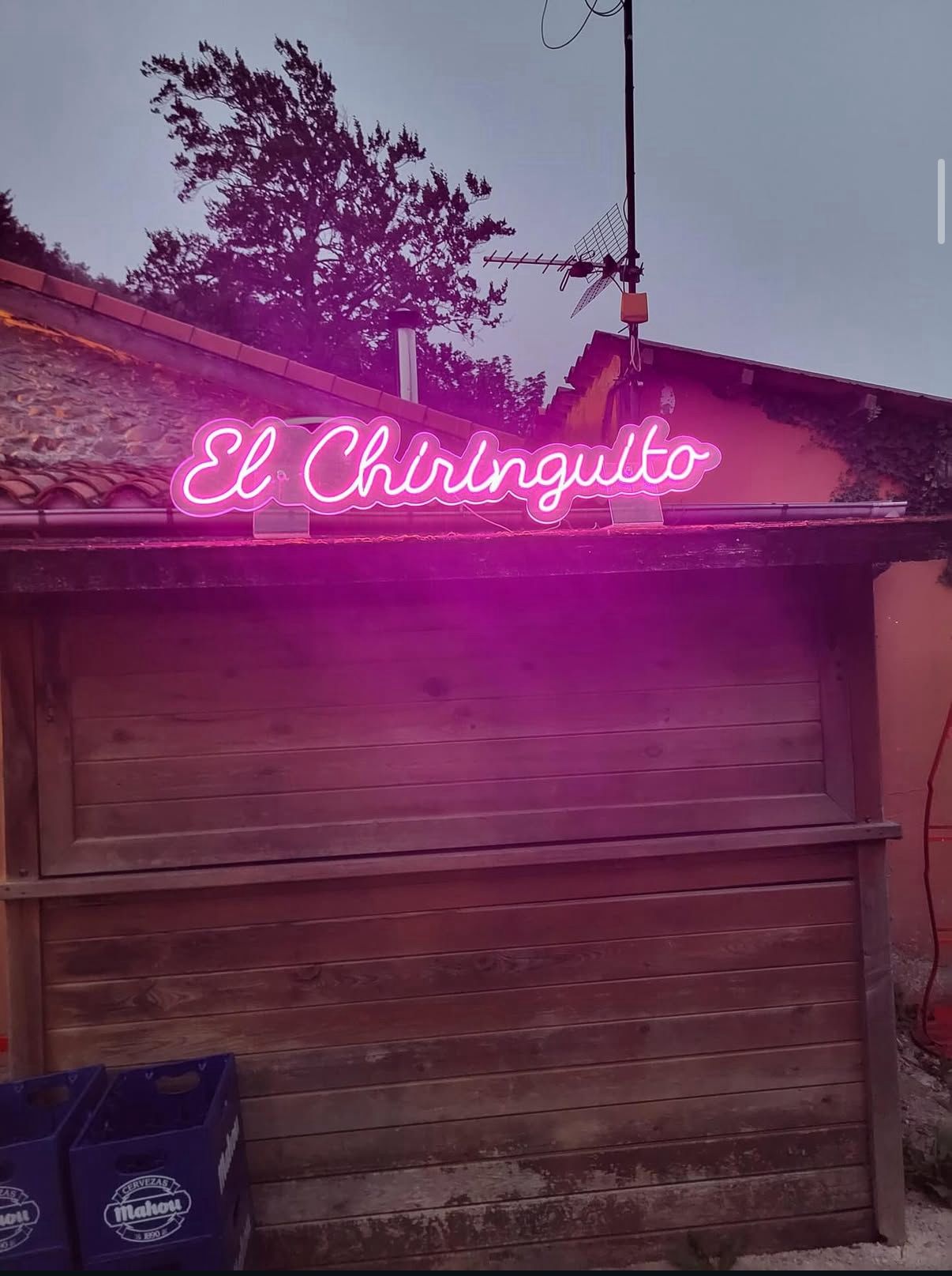 Rótulo neón LED para chiringuito en Asturias - NeonX